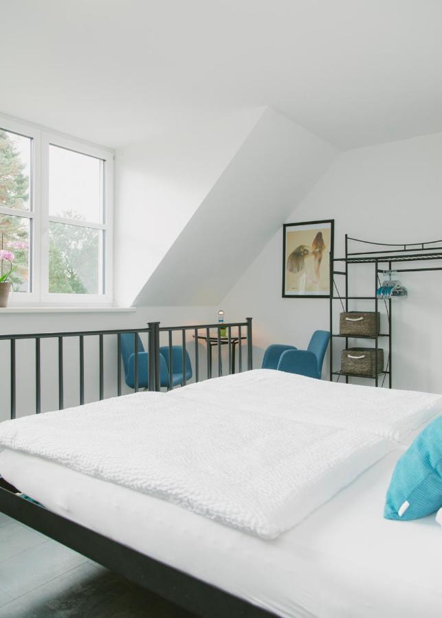 Gaestehaus Vigliarolo Gewerblich Jedes Zimmer Eigenes Bad Gemeinschaftskueche Elmshorn Kültér fotó