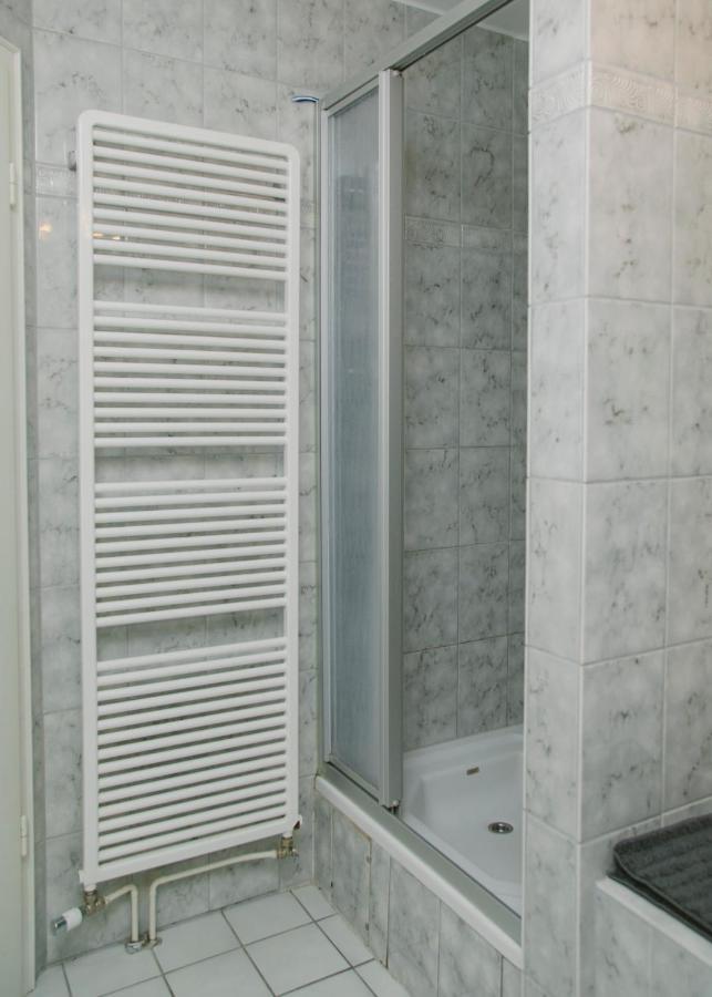 Gaestehaus Vigliarolo Gewerblich Jedes Zimmer Eigenes Bad Gemeinschaftskueche Elmshorn Kültér fotó