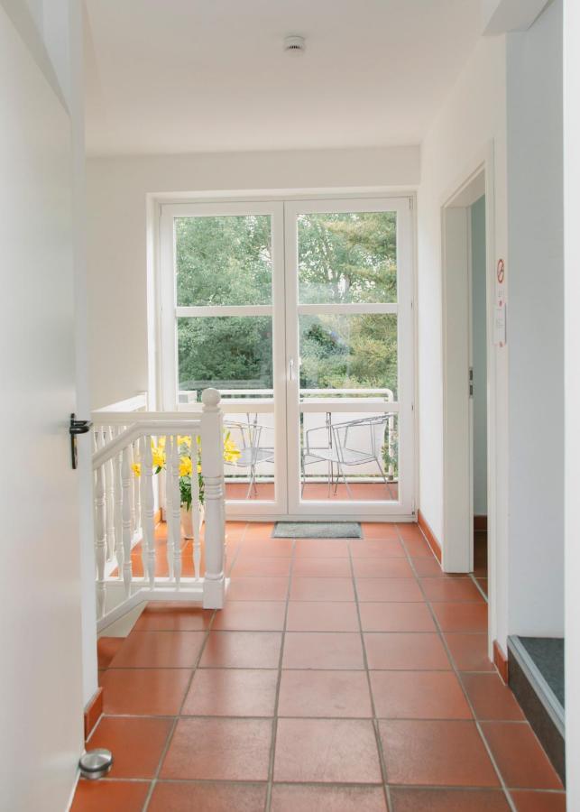 Gaestehaus Vigliarolo Gewerblich Jedes Zimmer Eigenes Bad Gemeinschaftskueche Elmshorn Kültér fotó