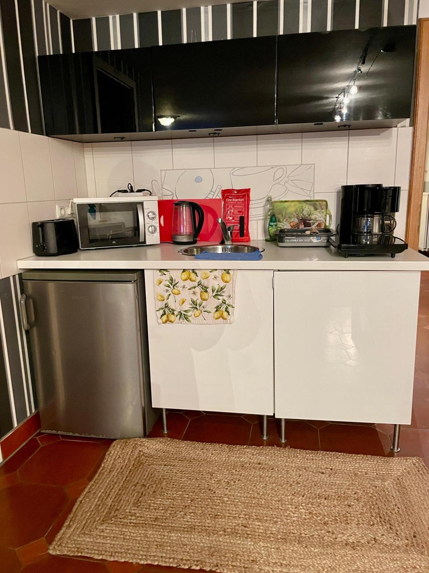 Gaestehaus Vigliarolo Gewerblich Jedes Zimmer Eigenes Bad Gemeinschaftskueche Elmshorn Kültér fotó